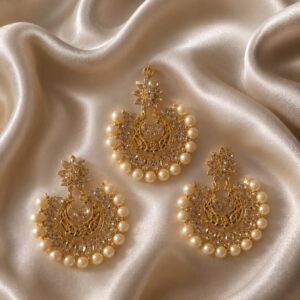 Moon Pearl Earrings with Mangtika