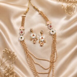 Ivory Petals Layer Necklace Set With Earrings