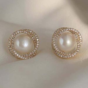 Glossy Pearl Earrings